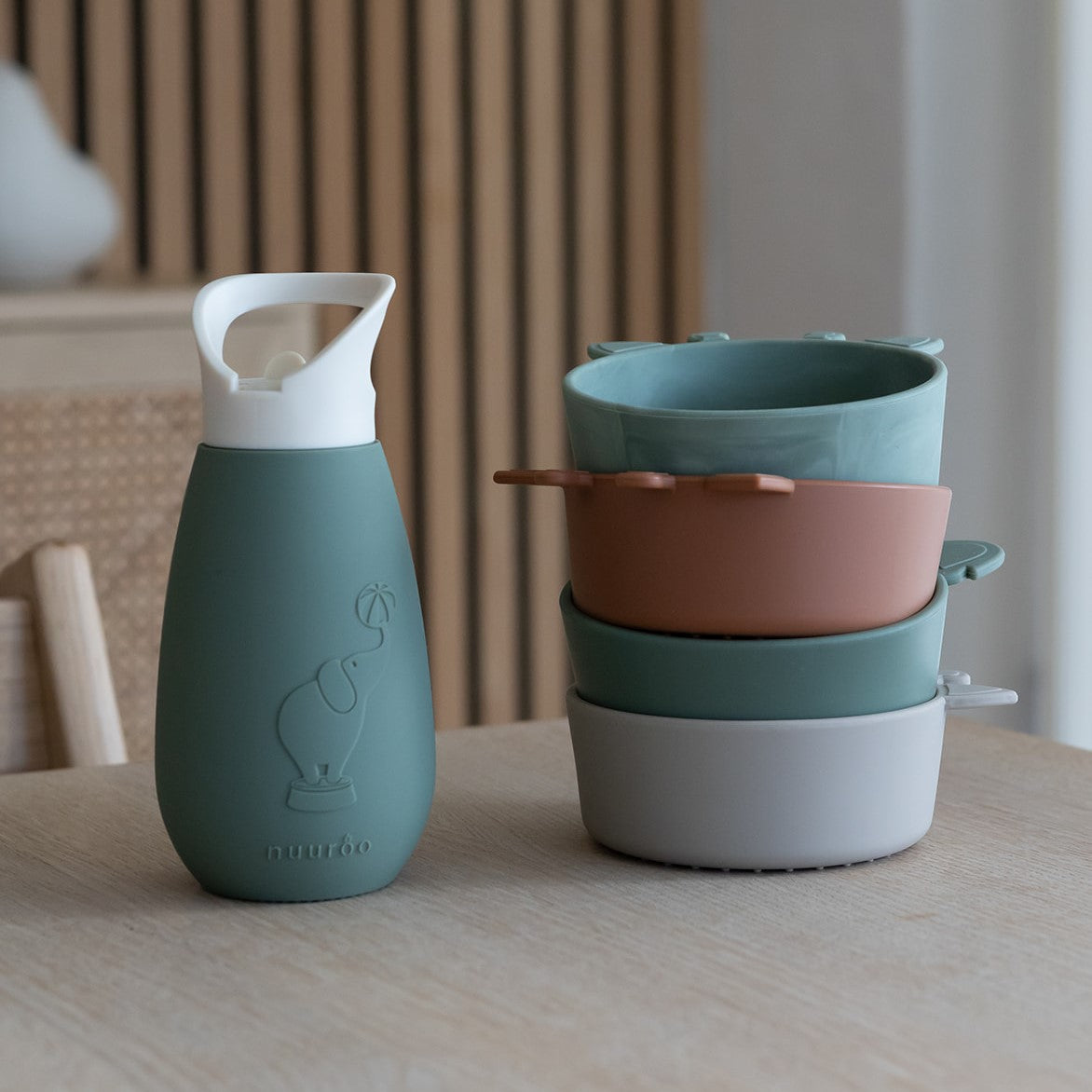nuuroo Pax drinking bottle - 350ml Drinking bottle Dusty green