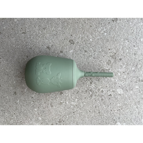 nuuroo Adita silicone cup with straw Cup Dusty green