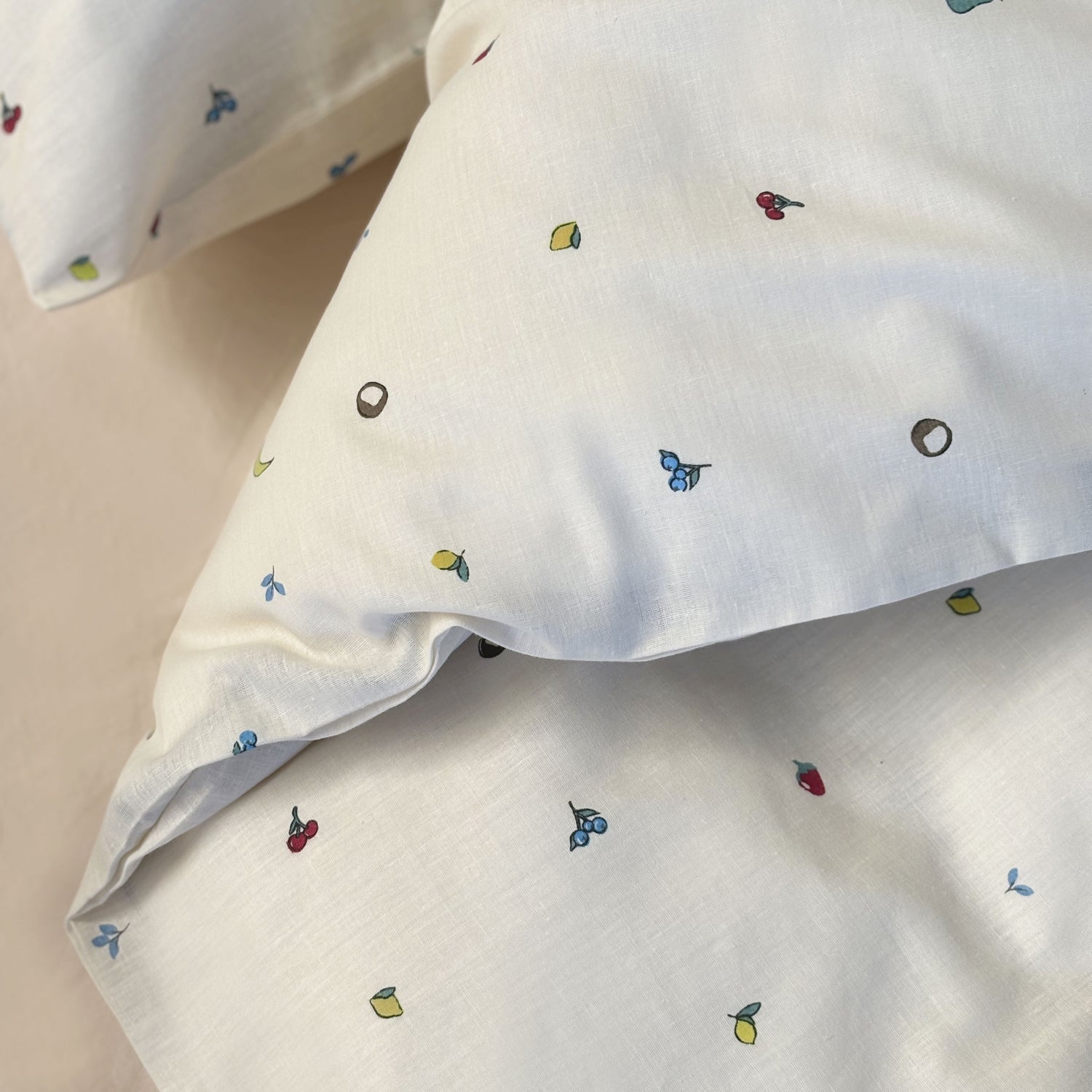 nuuroo By Mats - Junior bed linen Bed linen Fruits