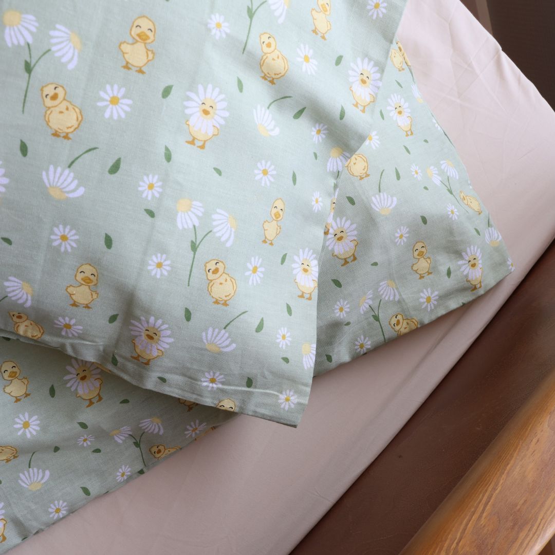 nuuroo By Mats - Junior bed linen Sengetøj Ducklings