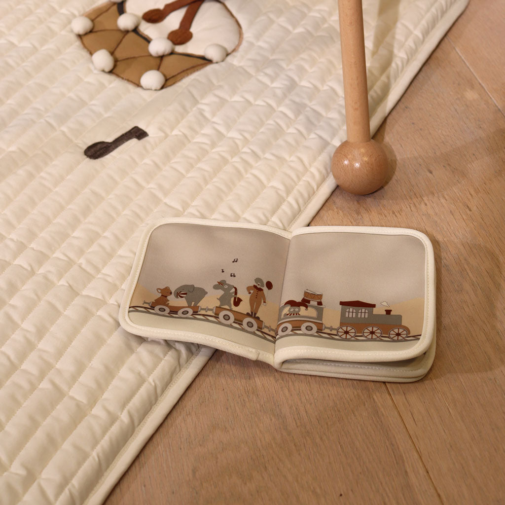 nuuroo Chris bath book Toy Cream carnival train