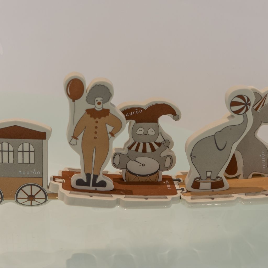 nuuroo Elis foam bath toy 10 pcs Toy Cream carnival train