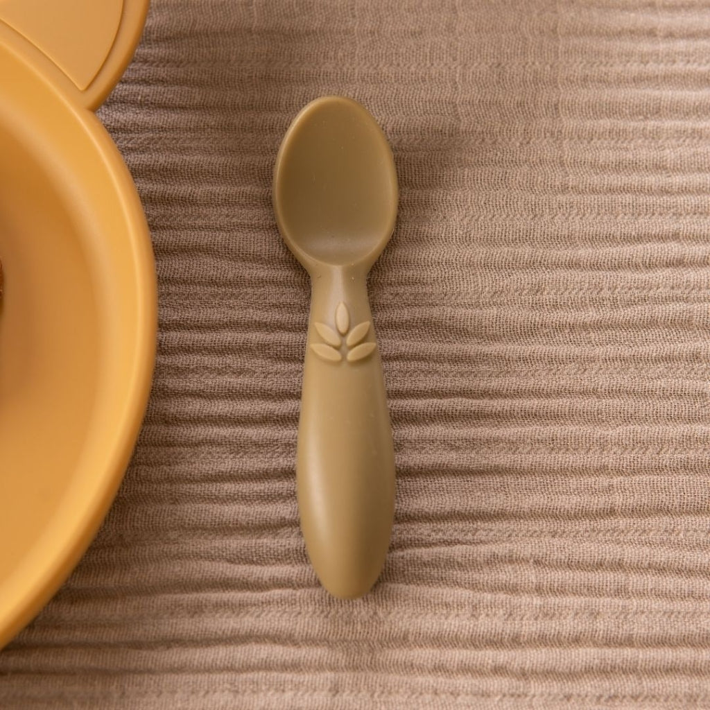 nuuroo Judi silicone dinner set 3-pack Giraf Dinner set Olive green