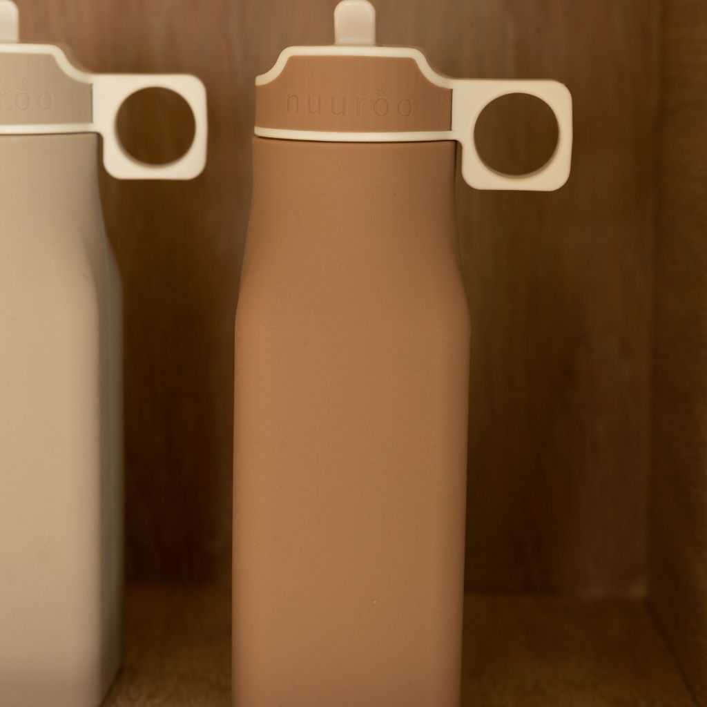 nuuroo Lindi silicone drinking bottle 450 ml Drinking bottle Chocolate malt