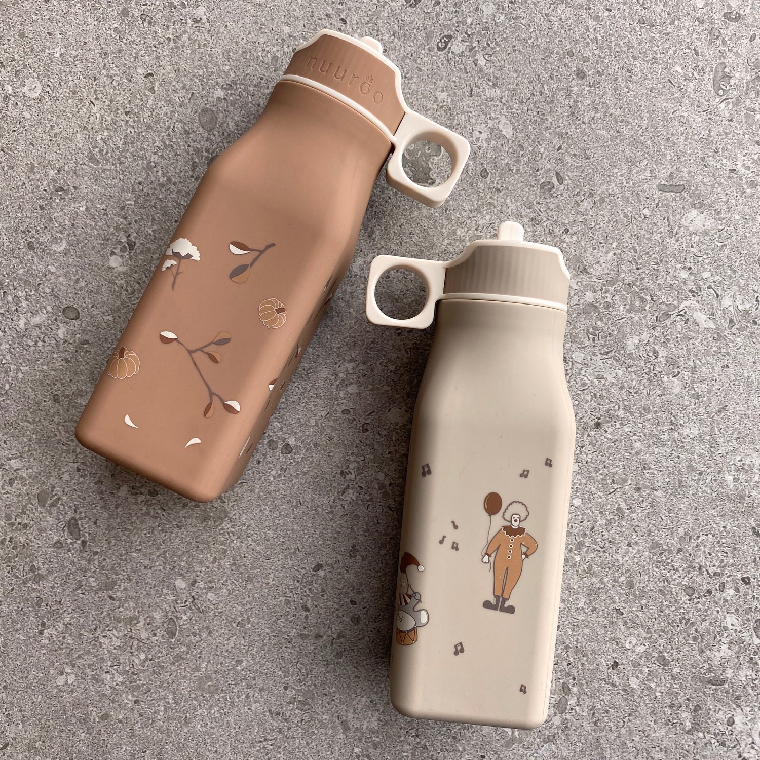 nuuroo Storm silicone drinking bottle 450 ml Drinking bottle Cream carnival train
