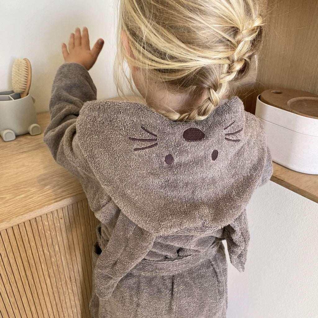 nuuroo Achaia terry bathrobe Towel Cobblestone