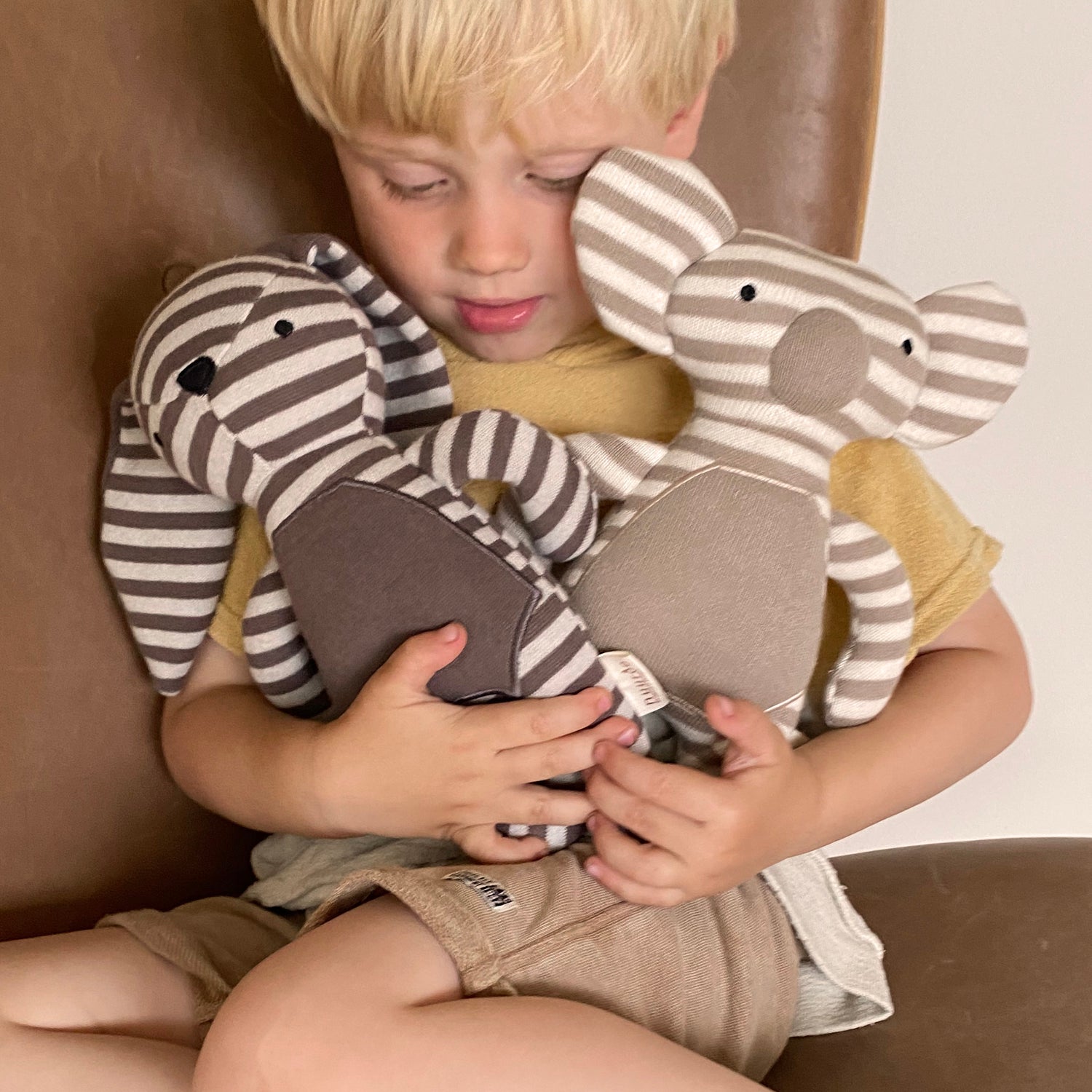 nuuroo Lily knitted teddybear Teddybear Cobblestone